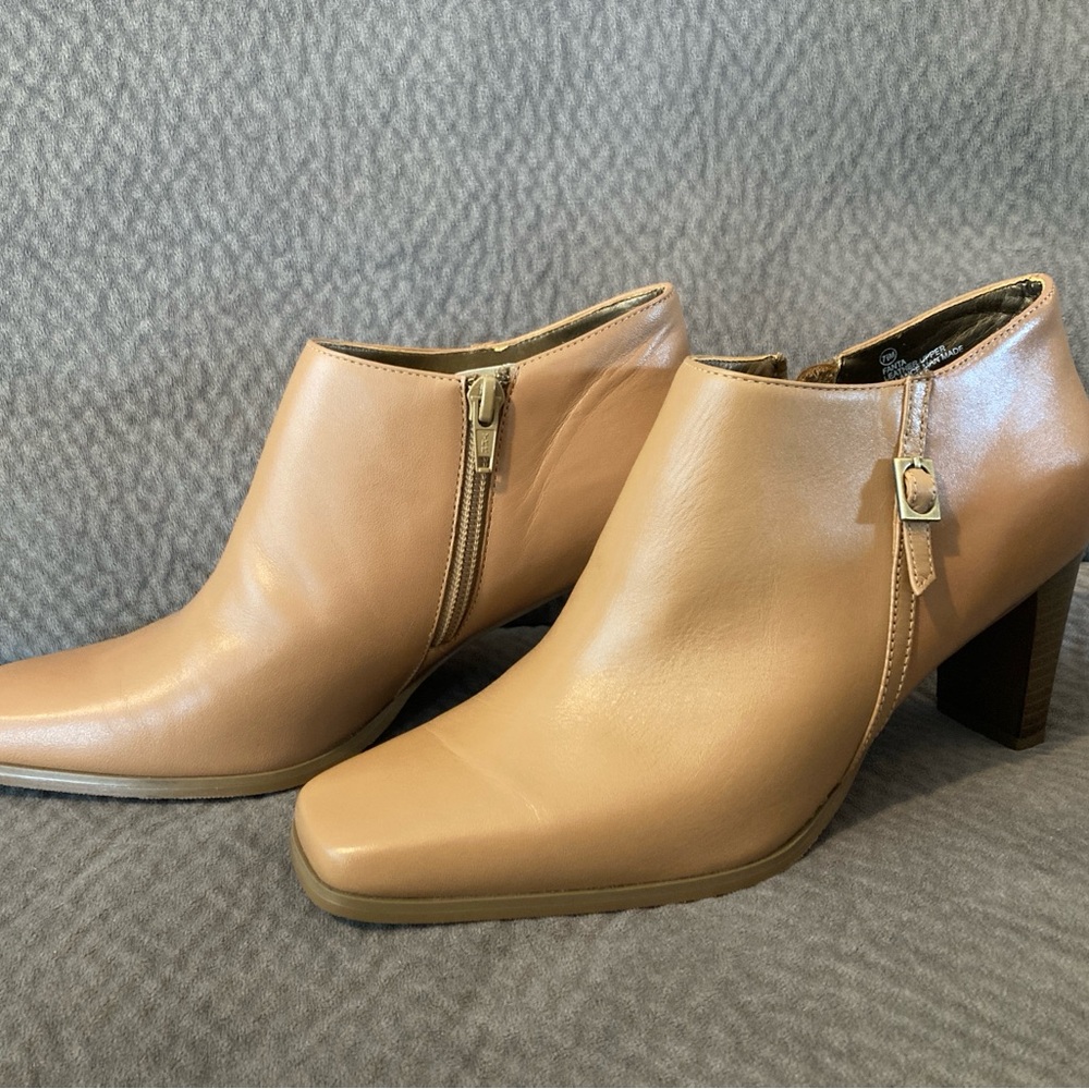 Camel color Ankle Boots